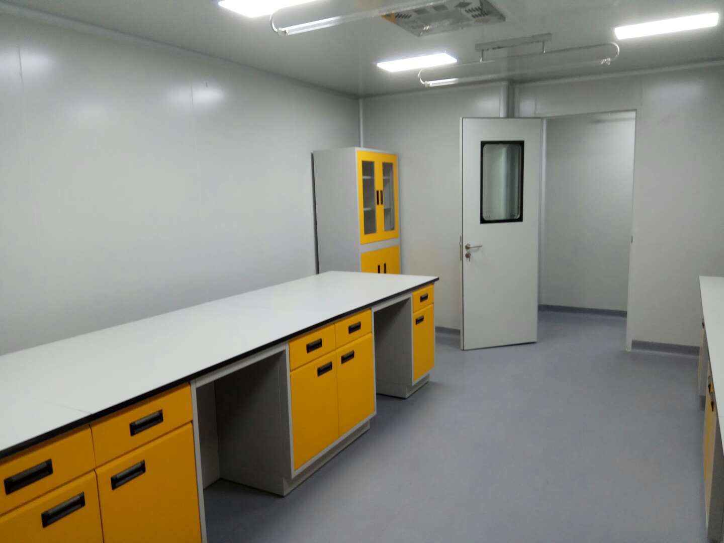 東莞龍冠真空科技有限公司潔凈裝修工程 東莞龍冠真空科技有限公司潔凈裝修工程